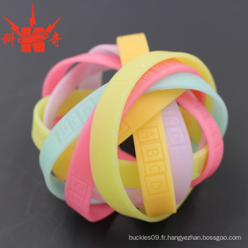 Glow in Dark Silicone Bracelet avec logo de marque personnalisé